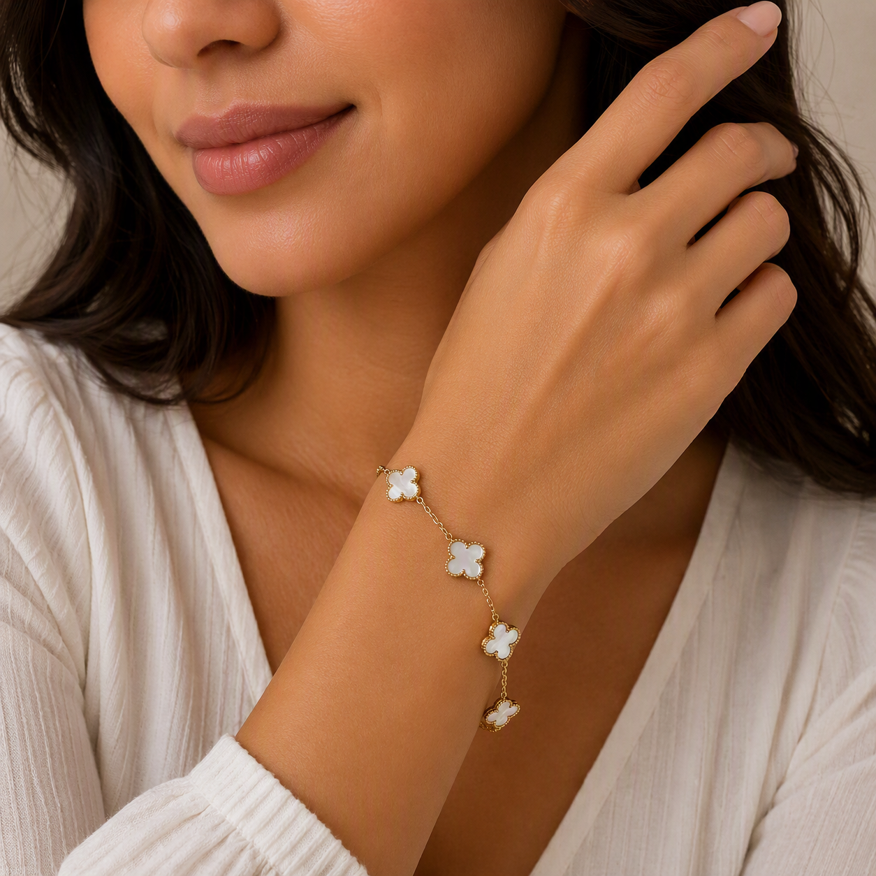 Aeza Anti Tarnish Clover Bracelet for Women | Gold Plated Stainless Steel Mother of Pearl Inspired Charm Bracelet | Waterproof, Hypoallergenic & Fade Resistant | Elegant Jewelry Gift for Women & Girls